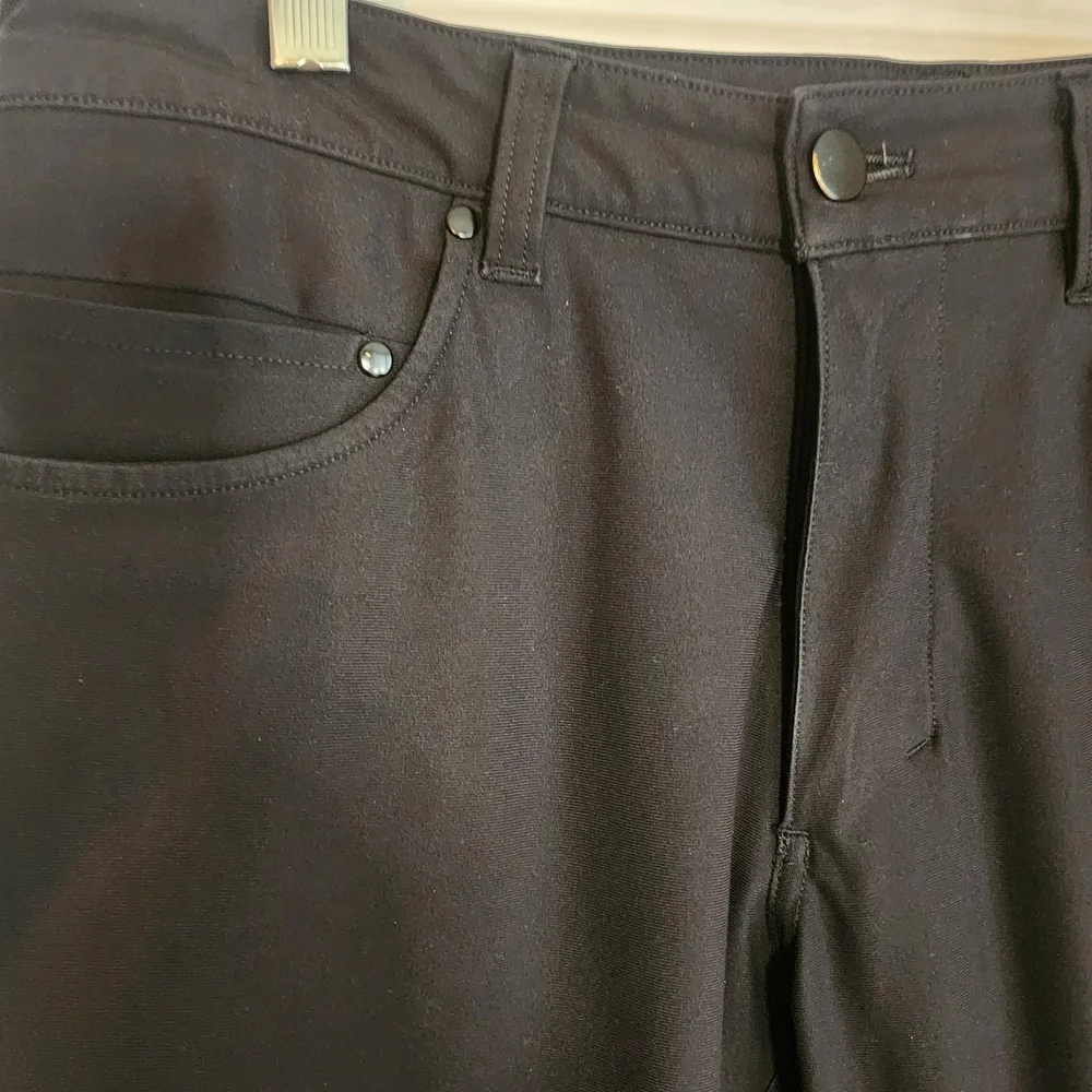 lululemon athletica Men’s Slim Jeans — Black